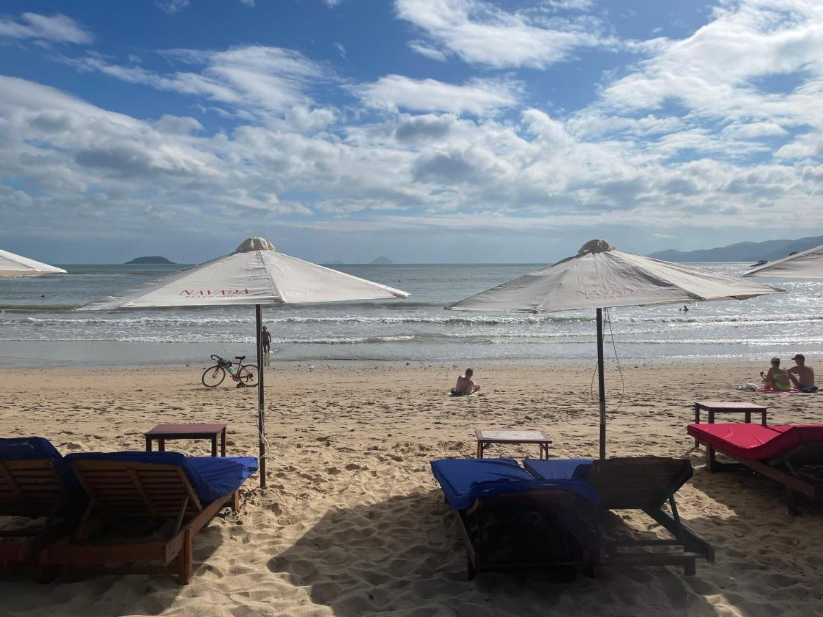 Navada Beach Hotel Нячанг Экстерьер фото