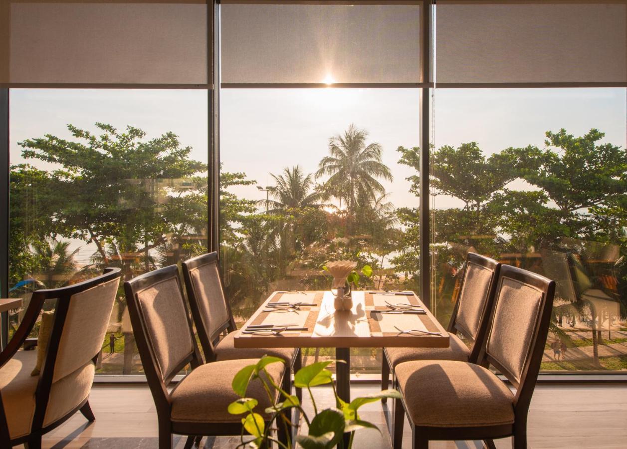 Navada Beach Hotel Нячанг Экстерьер фото