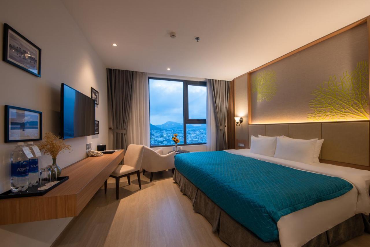 Navada Beach Hotel Нячанг Экстерьер фото