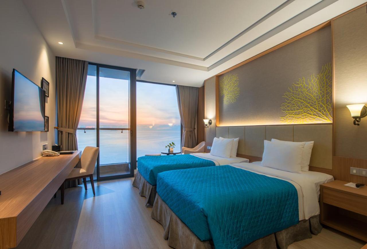 Navada Beach Hotel Нячанг Экстерьер фото