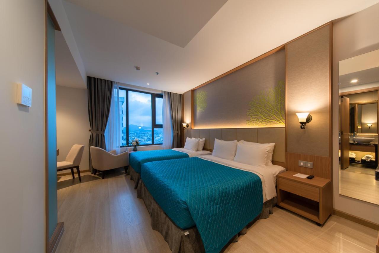 Navada Beach Hotel Нячанг Экстерьер фото