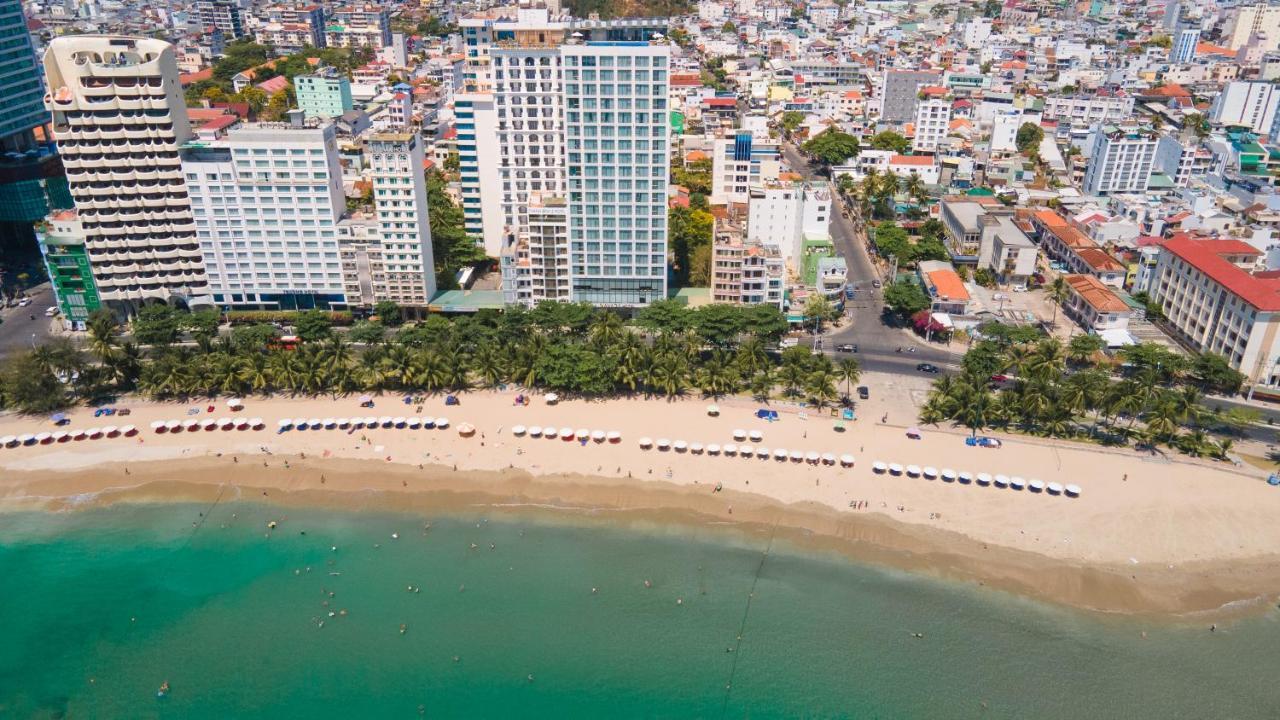 Navada Beach Hotel Нячанг Экстерьер фото
