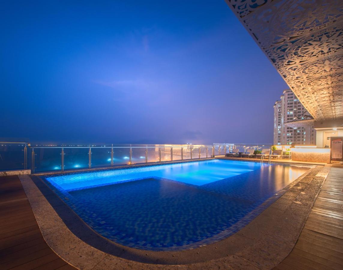 Navada Beach Hotel Нячанг Экстерьер фото