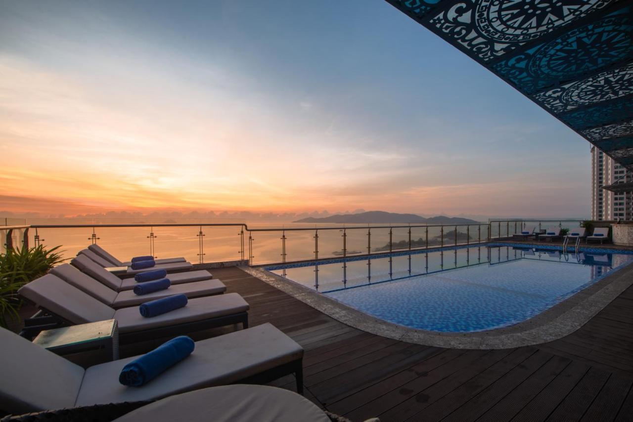 Navada Beach Hotel Нячанг Экстерьер фото