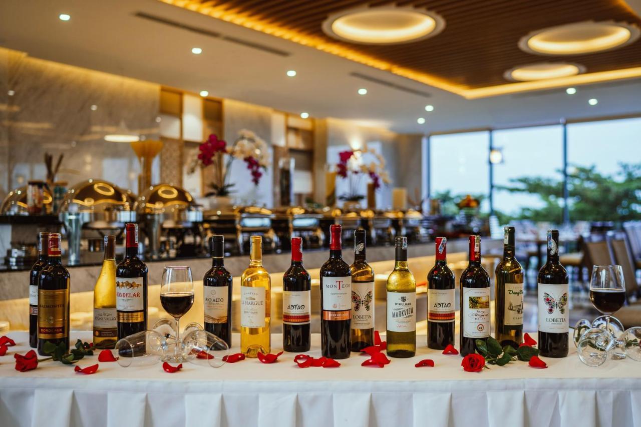 Navada Beach Hotel Нячанг Экстерьер фото