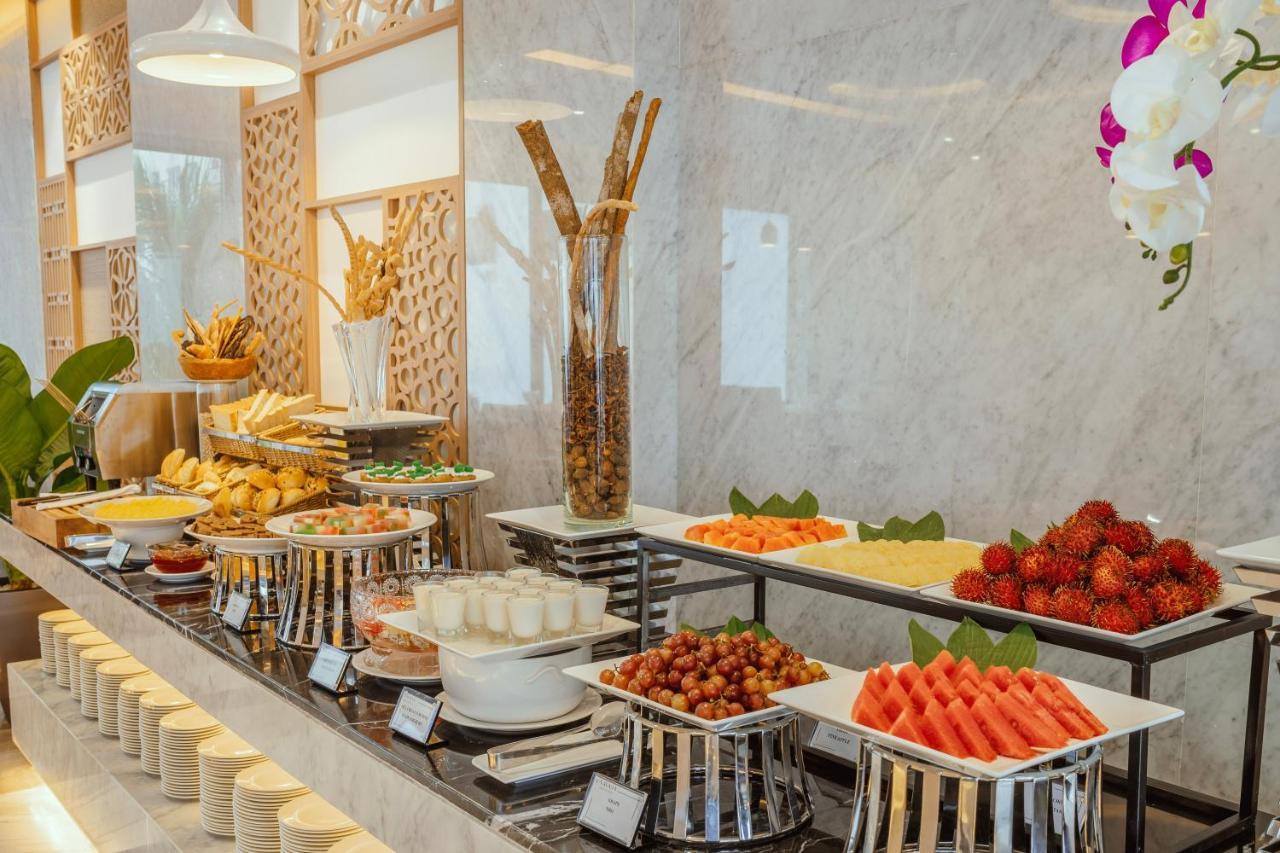 Navada Beach Hotel Нячанг Экстерьер фото